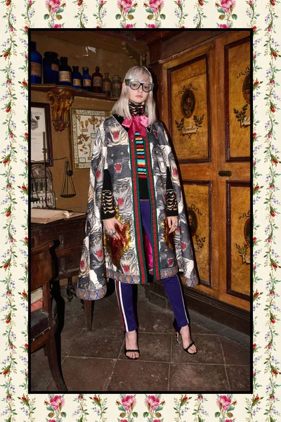Look 2